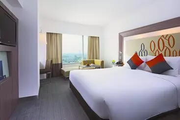 Hilton Garden Inn Bangkok Silom