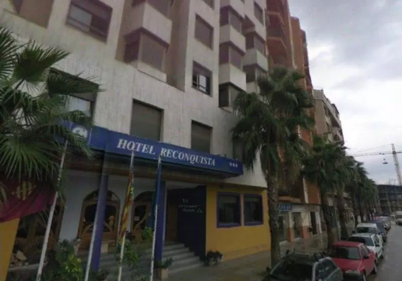 Fotos del hotel Reconquista:  4