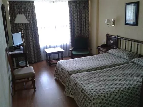 Fotos del hotel El Tozal:  10