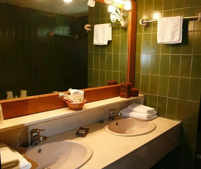 Fotos del hotel El Tozal:  9