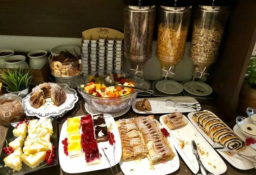 Fotos del hotel Cryston:  3