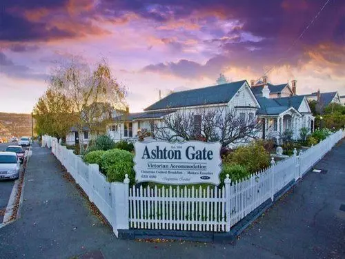 Fotos del hotel Ashton Gate:  2