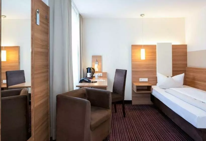 Fotos del hotel Cristal München:  12