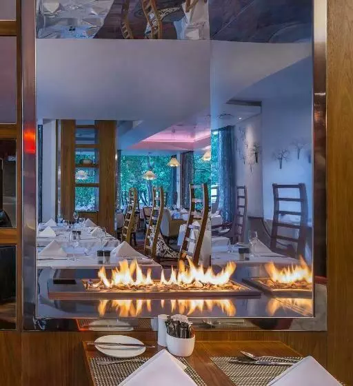 Fotos del hotel Townhouse:  2