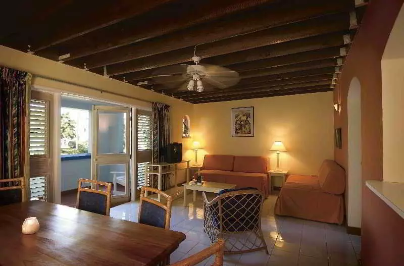 Fotos del hotel Point Village:  8