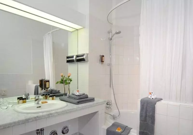 Fotos del hotel Villa Viktoria:  10