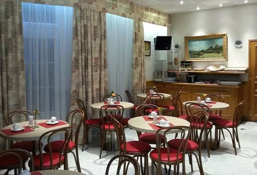 Fotos del hotel Lux:  6