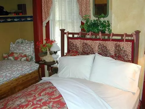 Fotos del hotel Robins Nest Bed & Breakfast Inn:  3