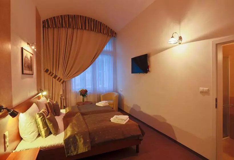 Fotos del hotel U Svatého Jana:  13