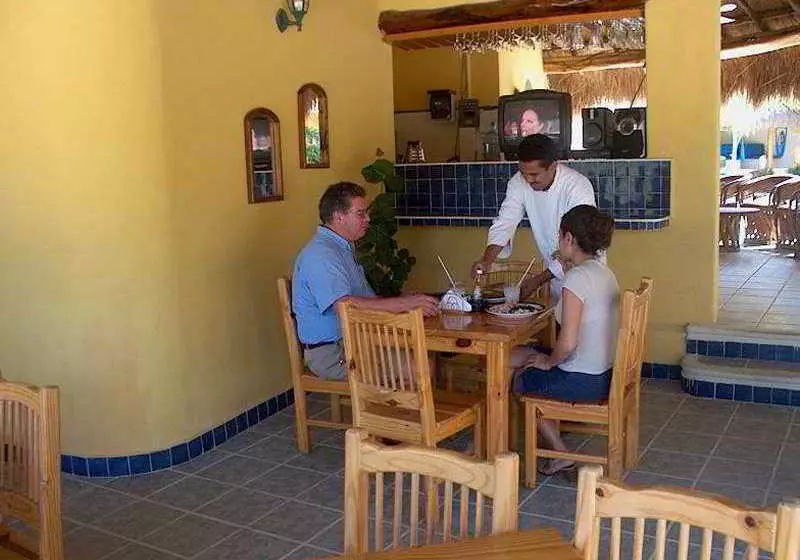 Fotos del hotel Villa Amanecer Hotel:  2