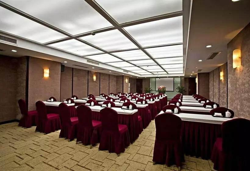 Fotos del hotel Regal Plaza:  15