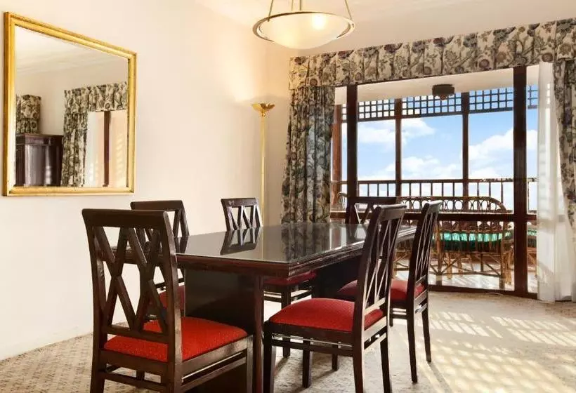 Fotos del hotel Cairo World Trade Center  & Residences:  10