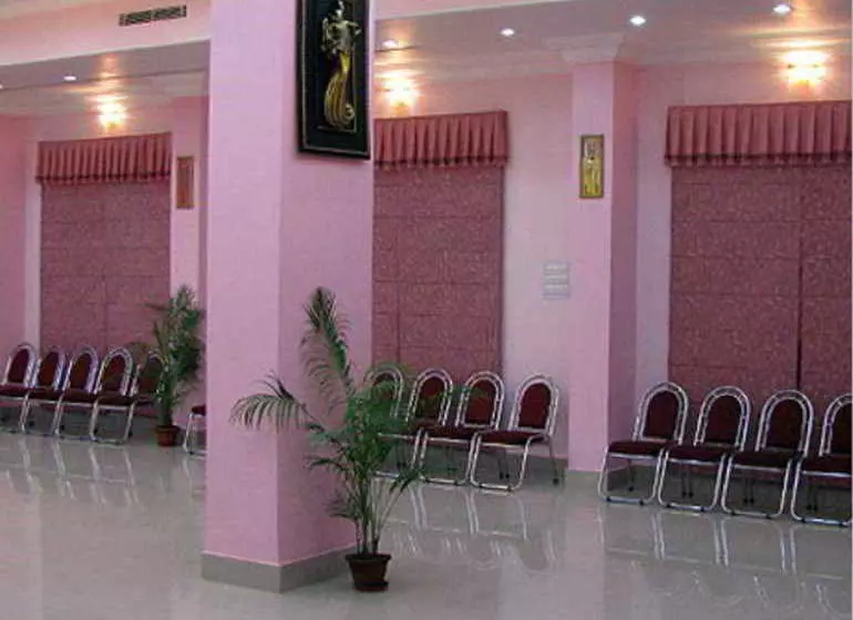 Fotos del hotel Ok International:  13