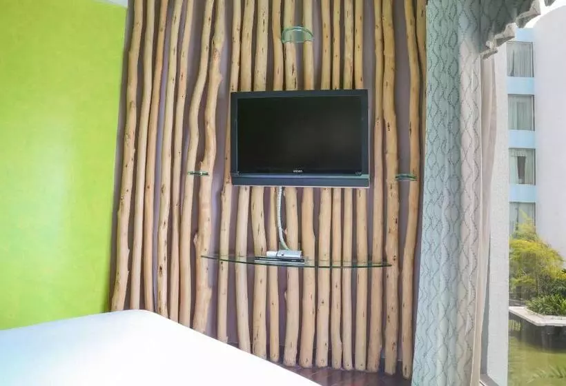 Fotos del hotel Waterstones:  12