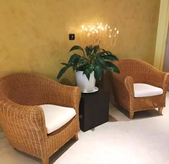 Fotos del hotel Arthur Properties Bel Air:  2