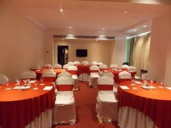 Fotos del hotel Fortune Inn Exotica Hinjewadi  Member Itc  Group:  5