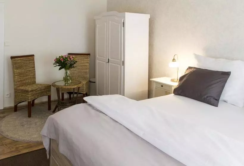 Fotos del hotel U Suteru:  9