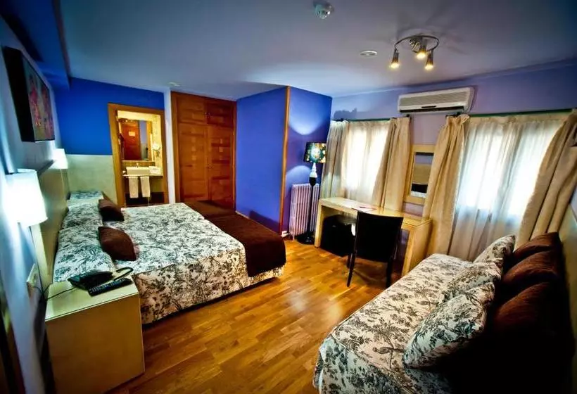 Fotos del hotel Condes De Castilla:  24