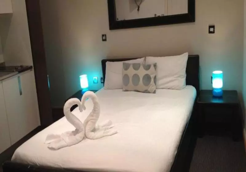 Fotos del hotel 198 Suites:  7