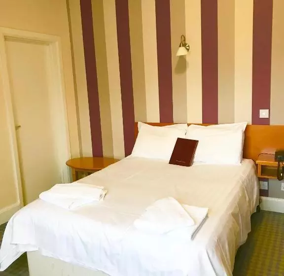 Fotos del hotel The Beeches:  12