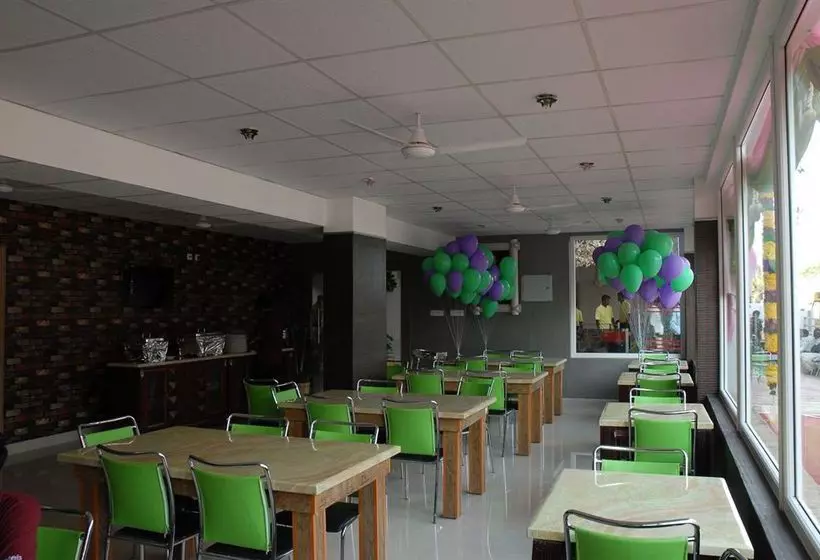 Fotos del hotel Lotels Residency:  4