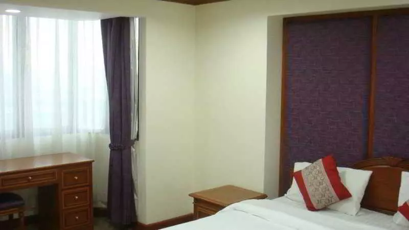 Fotos del hotel Omni Syncate Suites:  15