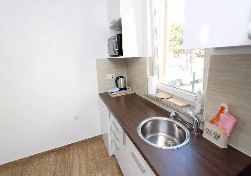 Fotos del hotel Apartments Hanna:  13