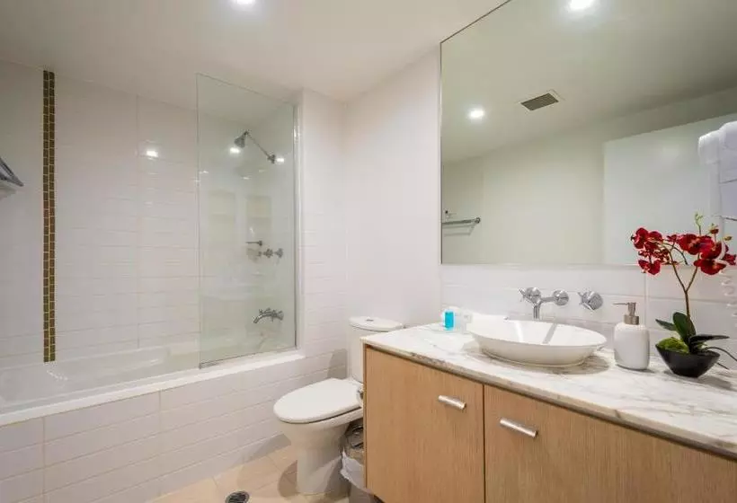 Fotos del hotel Chancellor Lakeside Apartments:  9