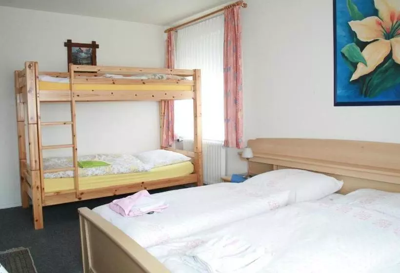 Fotos del hotel Zum Weserwehr:  14