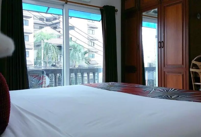 Fotos del hotel The Chillax Pattaya:  5