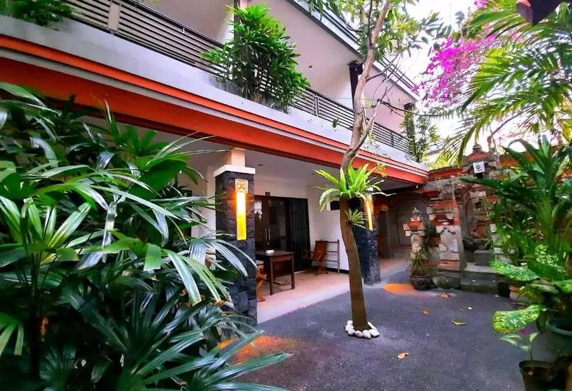 Fotos del hotel Pendawa Gapura Hotel Kuta:  11