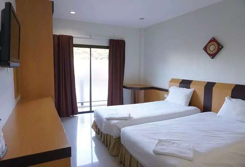Fotos del hotel Chanprasert House:  6