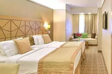 Ramada By Wyndham İstanbul Taksim