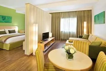 Al Khoory Executive Hotel, Al Wasl