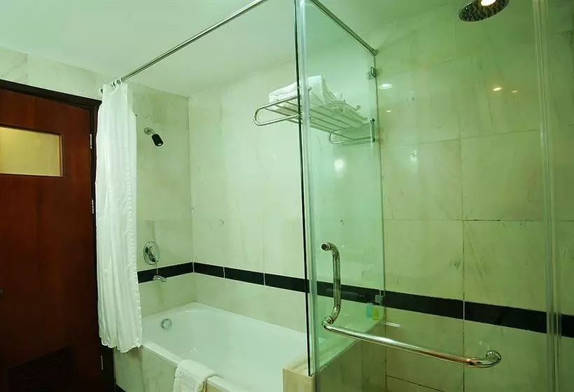 Fotos del hotel Quoc Hoa Premier:  6