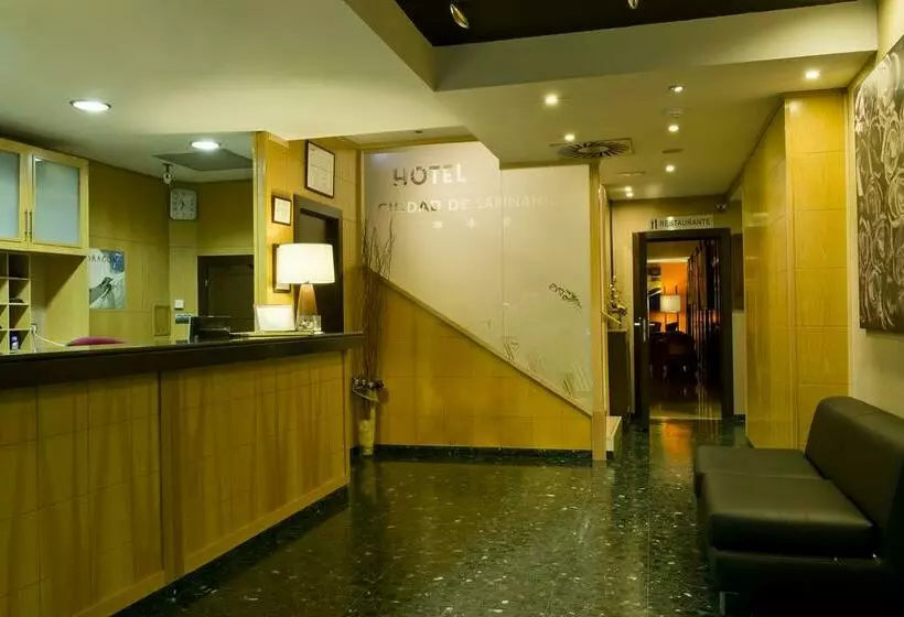 Fotos del hotel Ciudad de Sabiñánigo:  3