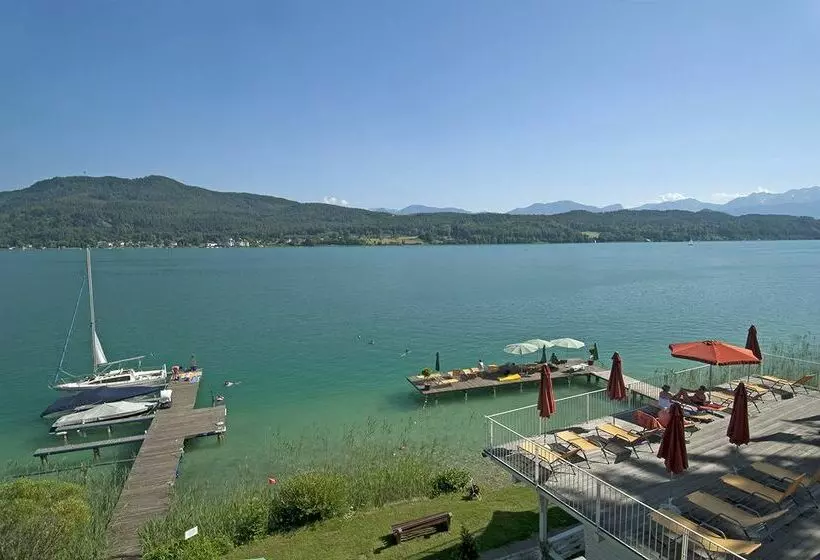 Fotos del hotel Hotel Ferienhotel Worthersee:  8