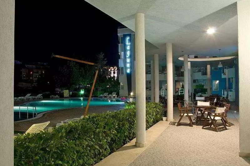 Fotos del hotel Laguna:  4