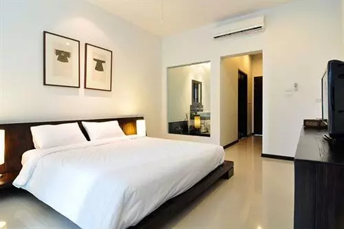 Fotos del hotel Two Villas Holiday Oriental Style Nai Harn Beach:  12