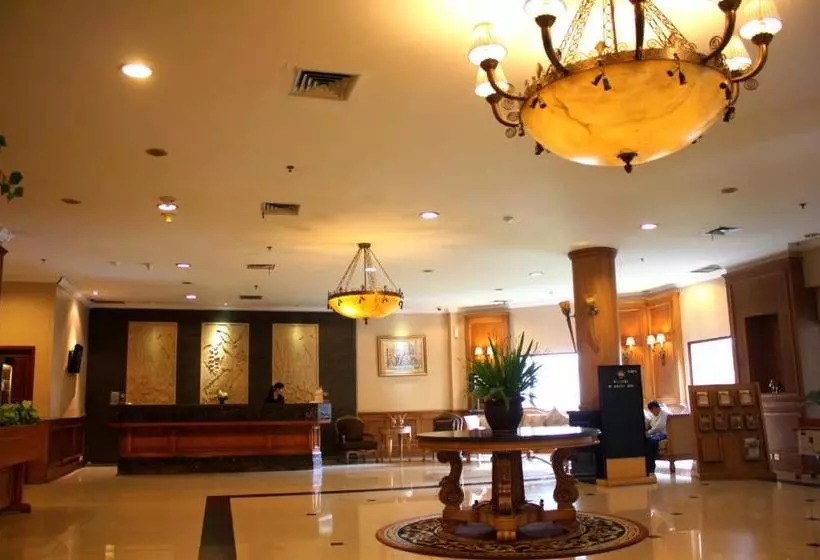 Fotos del hotel The Majesty:  3