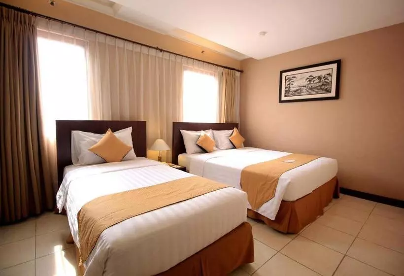 Fotos del hotel The Majesty:  5