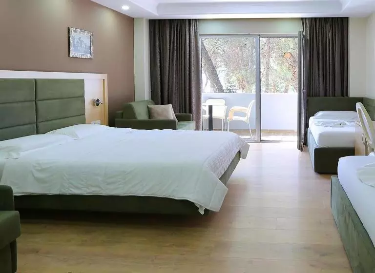 Fotos del hotel Dyrrah:  22