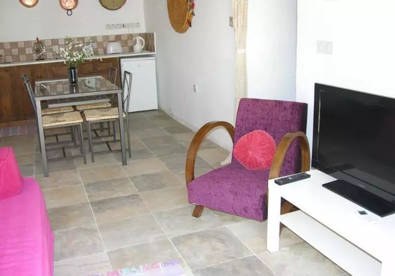 Avalon Village Houses