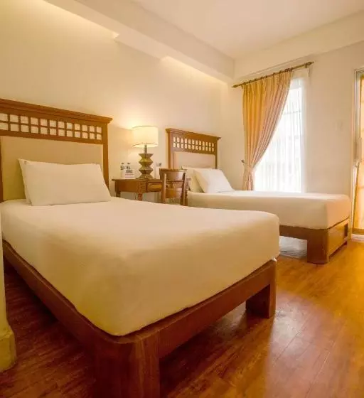 Fotos del hotel Emilia:  18