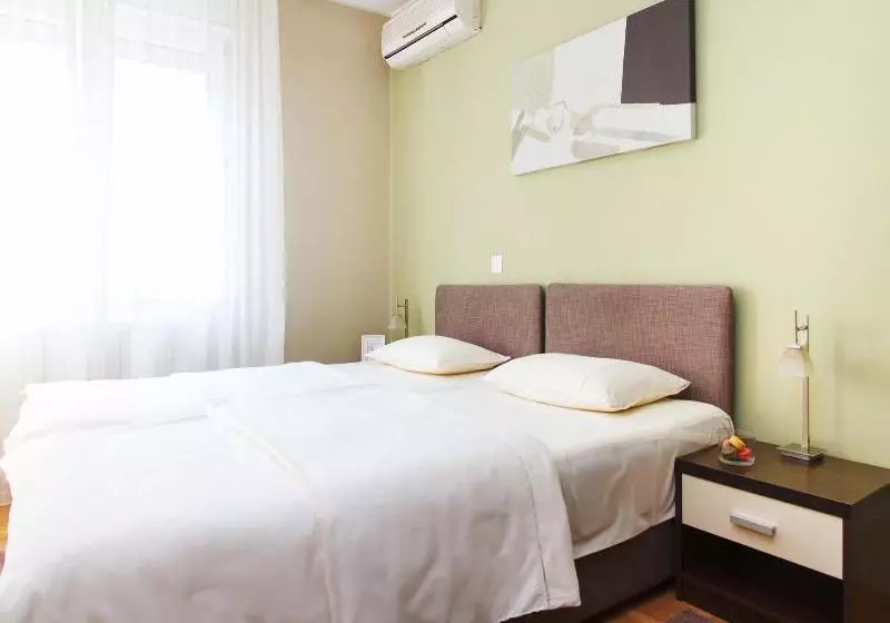 Fotos del hotel Silicon Valley Apartment:  8