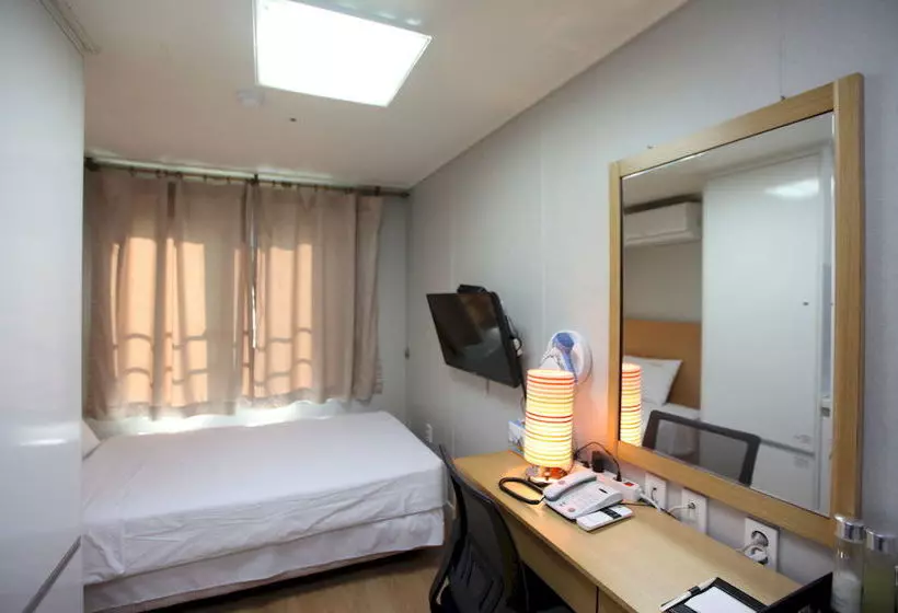 Fotos del hotel Easy Residence:  6