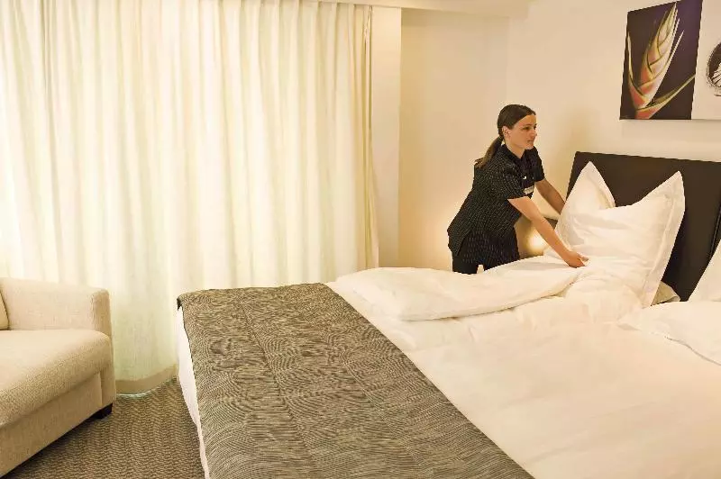 Fotos del hotel Faircruise Business Hotelship Frankfurt:  14