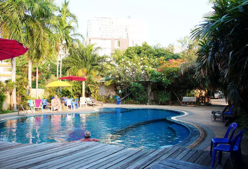 Fotos del hotel Royal Tycoon Place:  11