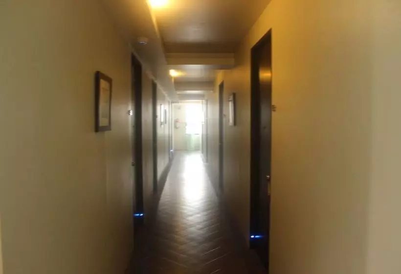 Fotos del hotel Must Sea Hotel Bangkok:  2