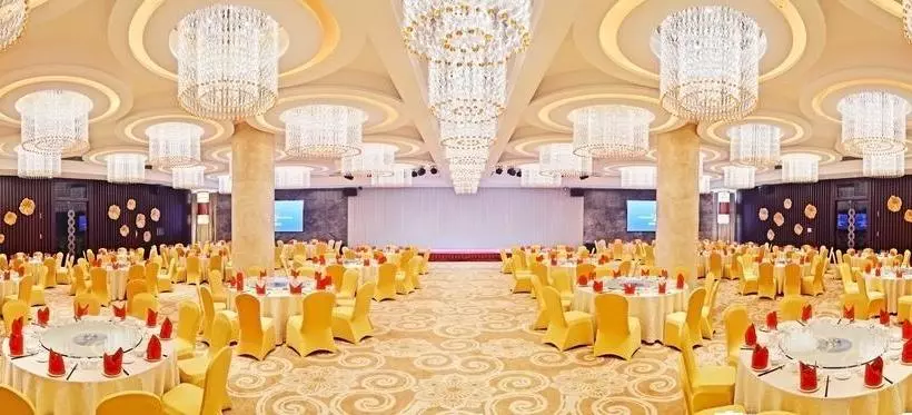 Fotos del hotel Longhua International:  14